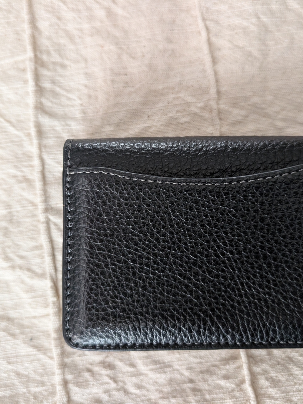 Coach Black Pebbled Leather Studded Wristlet with Mixed Metal Stars & Hearts - Picture 2 of 7